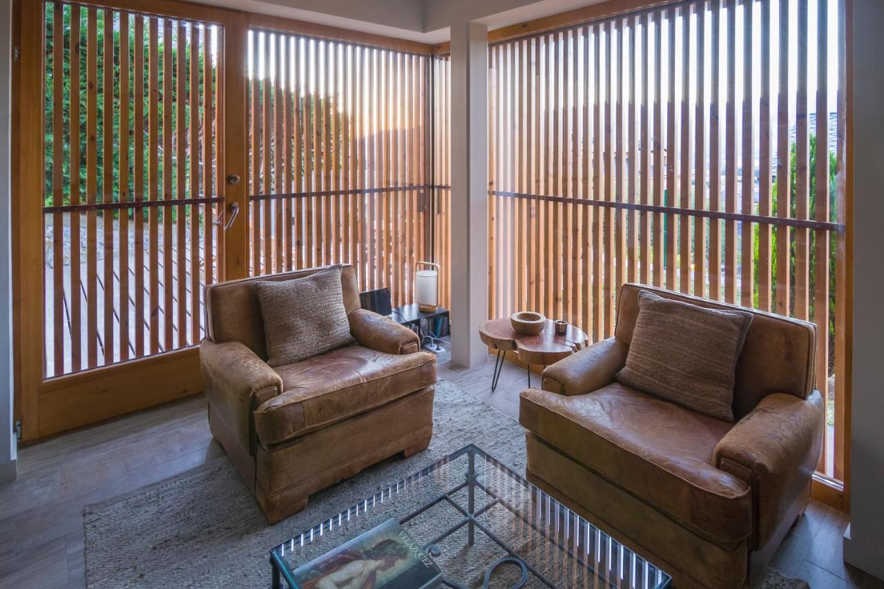 Fantastica Casa De Diseno En Alp Villa Exterior photo